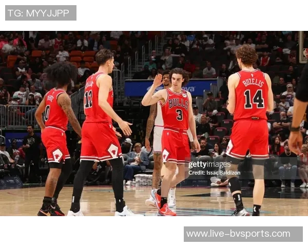 詹姆斯点评森林狼实力称西决潜力取决于迪林厄姆成长